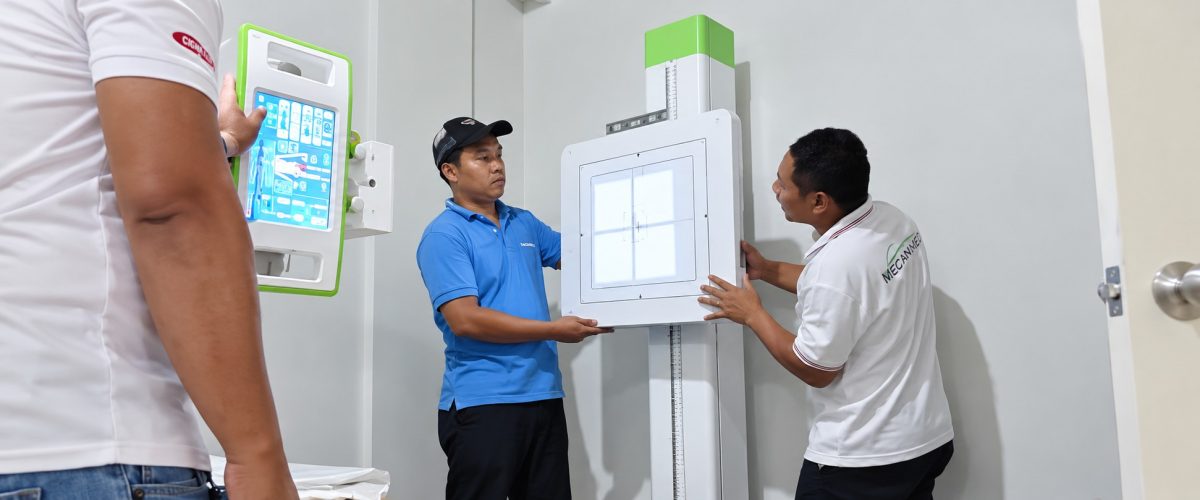 MECANMED engineer supporting digital X-ray installation and technical training in the Philippines